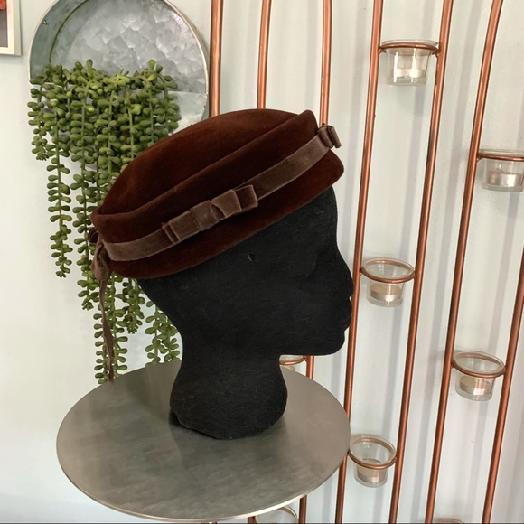 Vintage Accessories - Vtg Aurore Justine Model Pillbox Hat Brown Velvet